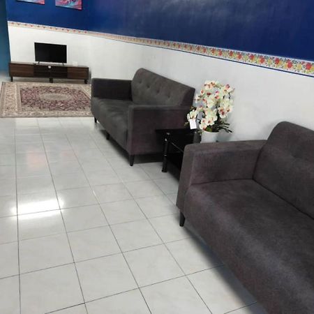 Mylittle Homestay Tanjong Malim Exteriör bild